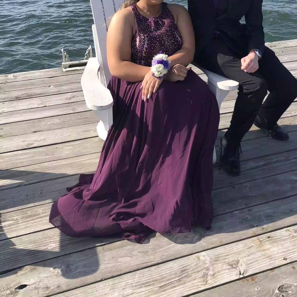 Prom Dress - Picture 3 of 4